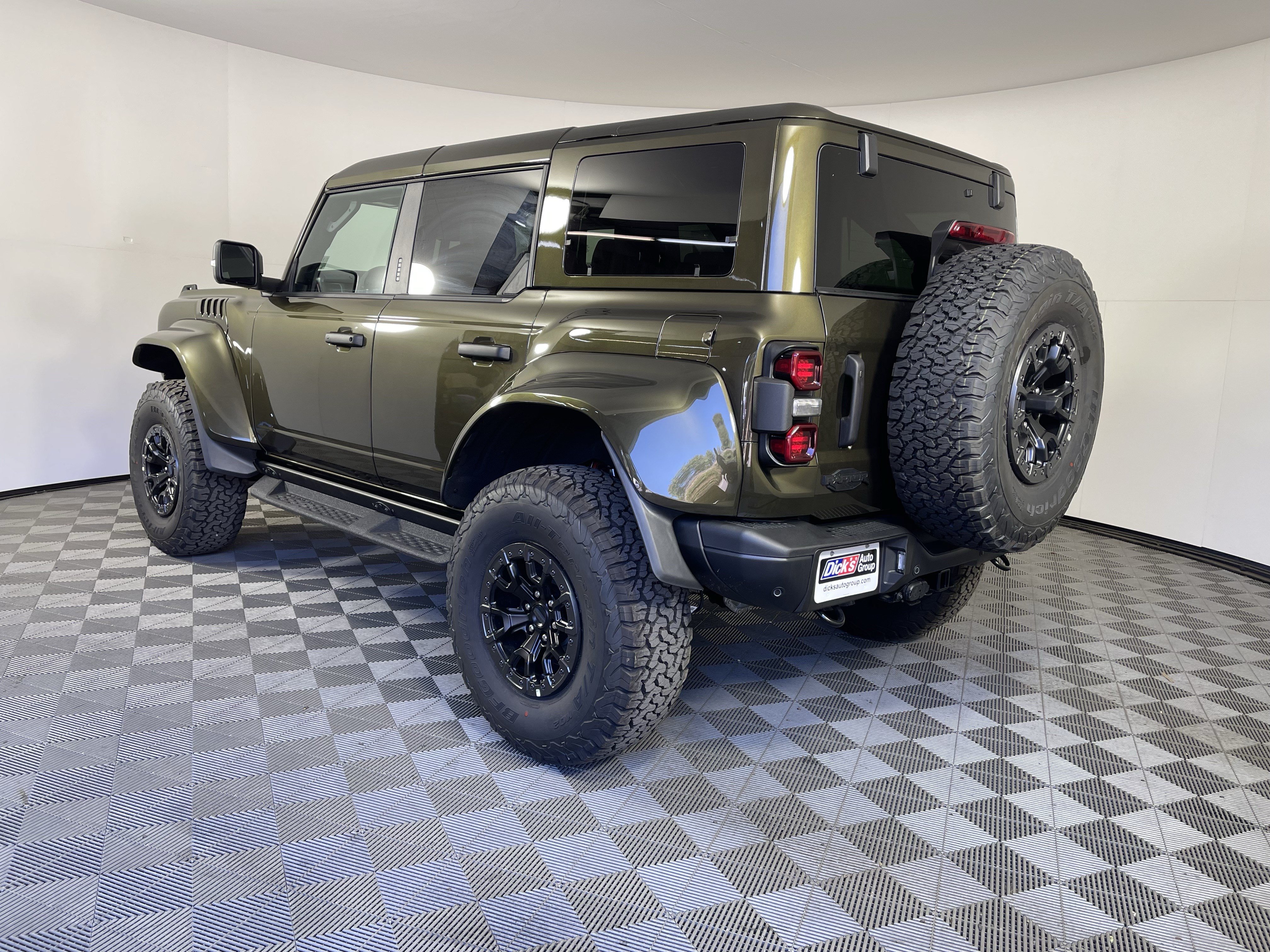 New 2026 Ford Bronco Raptor w/ Interior Carbon Fiber Pack AWD/4WD image 3