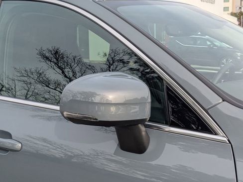 Certified 2023 Volvo XC60 B5 Plus w/ Protection Package Premier image 15