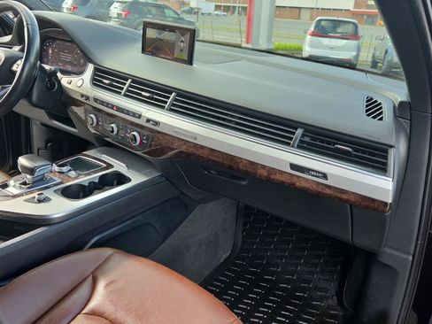 Used 2018 Audi Q7 2.0T Premium Plus AWD/4WD image 22