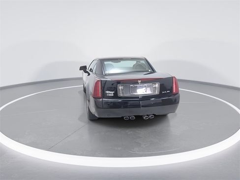 Used 2004 Cadillac XLR image 6