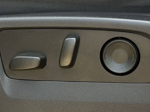 Certified 2025 Chevrolet Silverado 1500 Custom w/ LPO, Dark Essentials Package image 23