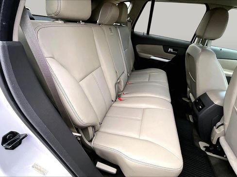 Used 2013 Ford Edge SEL FWD image 22