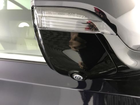 Used 2021 Cadillac Escalade Premium Luxury image 39