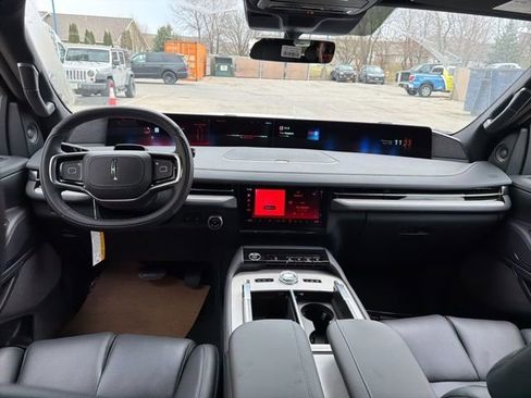 New 2026 Lincoln Navigator Reserve w/ Jet Appearance Package AWD/4WD image 15