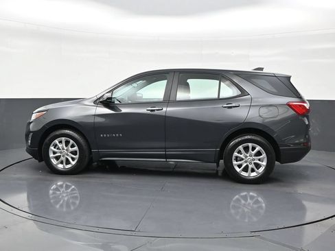 Used 2024 Chevrolet Equinox LS FWD image 2