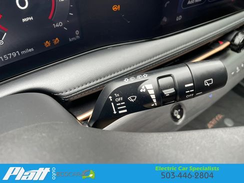 Used 2023 Nissan Ariya FWD image 34