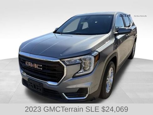 Used 2023 GMC Terrain SLE FWD image 4