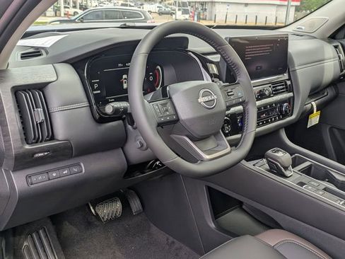 New 2026 Nissan Pathfinder Platinum FWD image 33