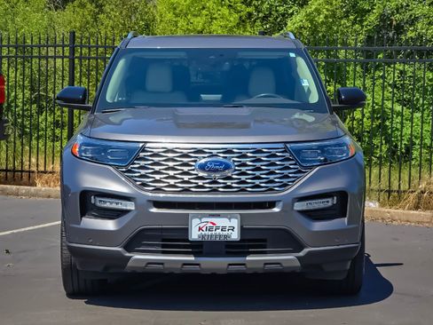 Used 2022 Ford Explorer Platinum w/ Equipment Group 601A AWD/4WD image 8