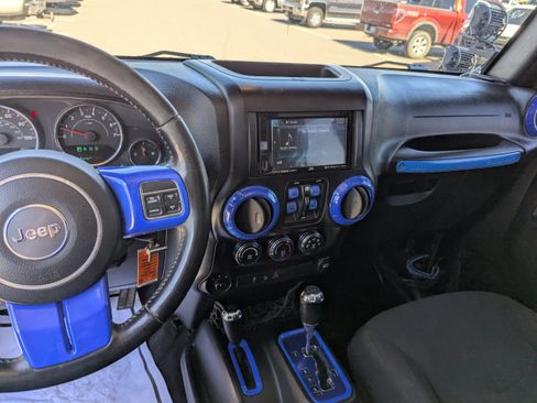 Used 2016 Jeep Wrangler Unlimited Sport w/ Quick Order Package 24S AWD/4WD image 19