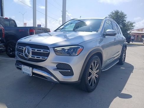 Used 2025 Mercedes-Benz GLE 350 4MATIC image 3