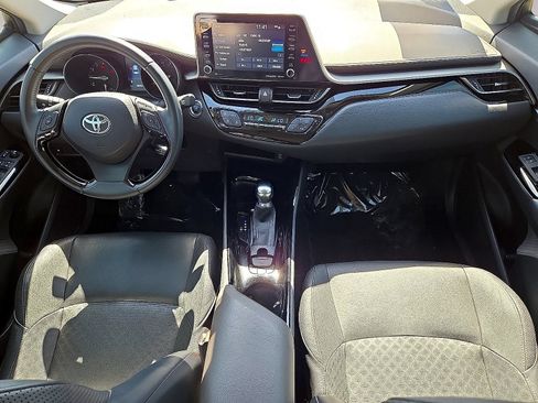 Used 2021 Toyota C-HR Limited FWD image 17