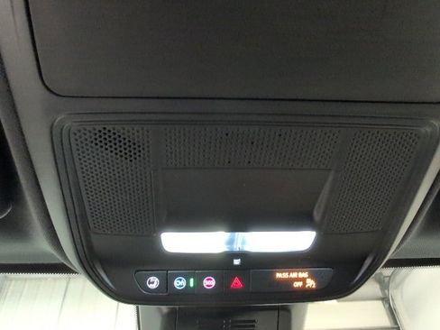 New 2026 Chevrolet Equinox LT w/ Convenience Package II image 23