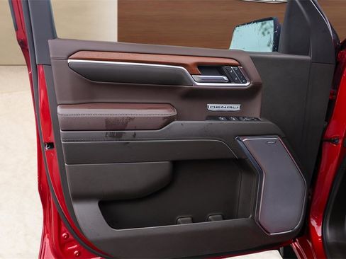 Used 2023 GMC Sierra 1500 Denali w/ Denali Reserve Package image 28