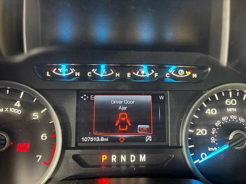 Used 2017 Ford F150 XLT w/ Equipment Group 302A Luxury AWD/4WD image 14