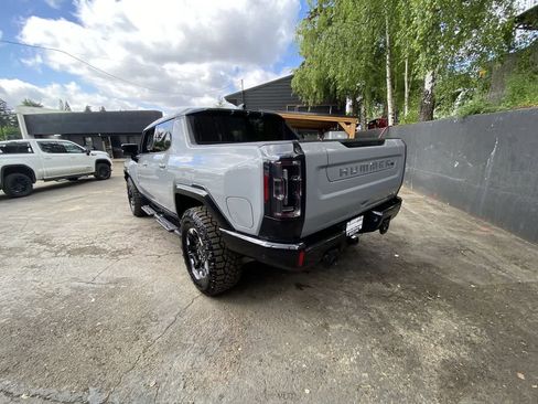 Used 2025 GMC Hummer EV 3X w/ Extreme Off-Road Package AWD/4WD image 4
