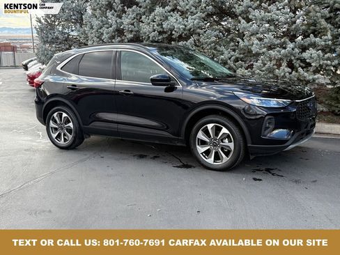 Used 2025 Ford Escape Platinum image 11