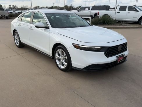 Used 2024 Honda Accord LX image 3