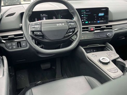 Certified 2026 Kia Sportage X-Line AWD/4WD image 3
