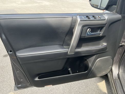 Used 2023 Toyota 4Runner SR5 image 12