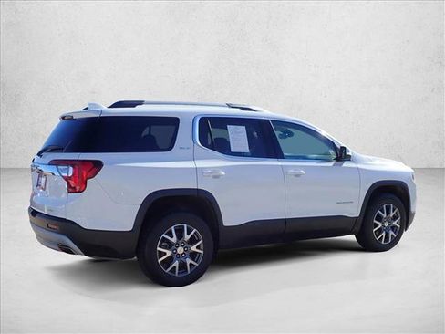 Used 2023 GMC Acadia SLT image 4