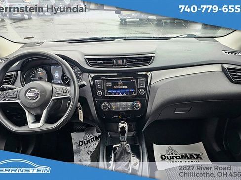 Used 2021 Nissan Rogue Sport S image 6