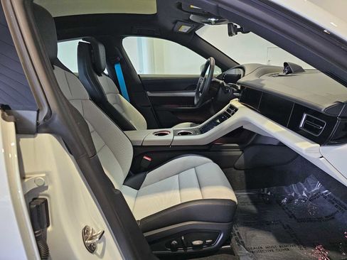 New 2025 Porsche Taycan 4S image 12