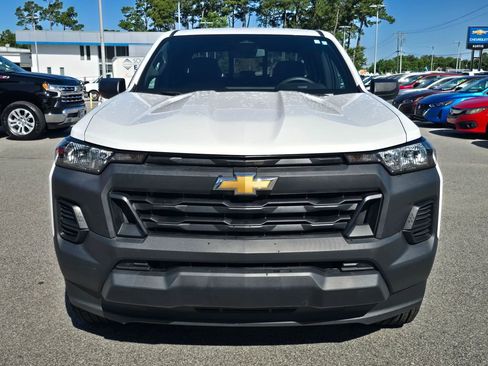 Used 2024 Chevrolet Colorado W/T w/ WT Convenience Package RWD image 8
