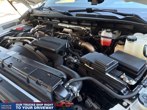 Used 2024 GMC Sierra 2500 AT4 w/ AT4 Premium Plus Package image 14