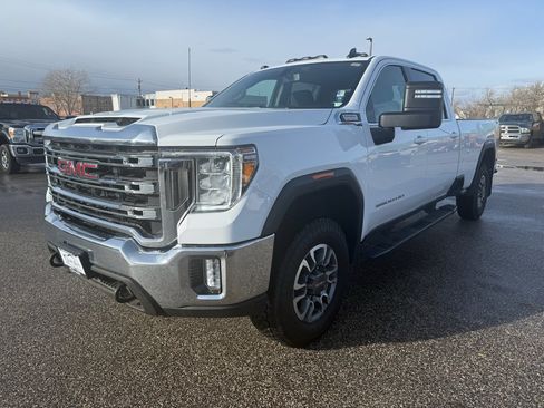 Used 2023 GMC Sierra 3500 SLE image 2