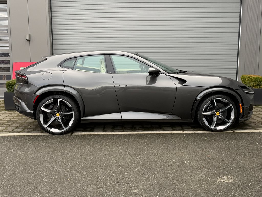 Used 2026 Ferrari Purosangue AWD/4WD image 3