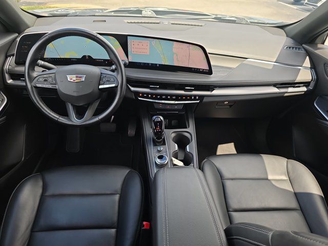 Used 2025 Cadillac XT4 Premium Luxury FWD image 13