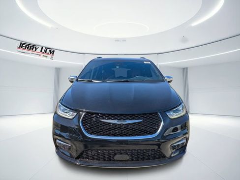 New 2026 Chrysler Pacifica Pinnacle FWD image 7