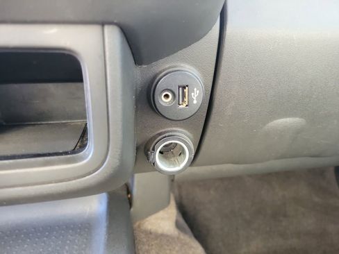 Used 2017 Nissan Frontier Desert Runner image 21