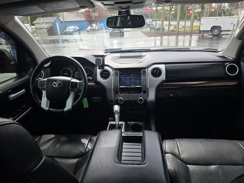 Used 2015 Toyota Tundra Limited w/ Limited Premium Package AWD/4WD image 21