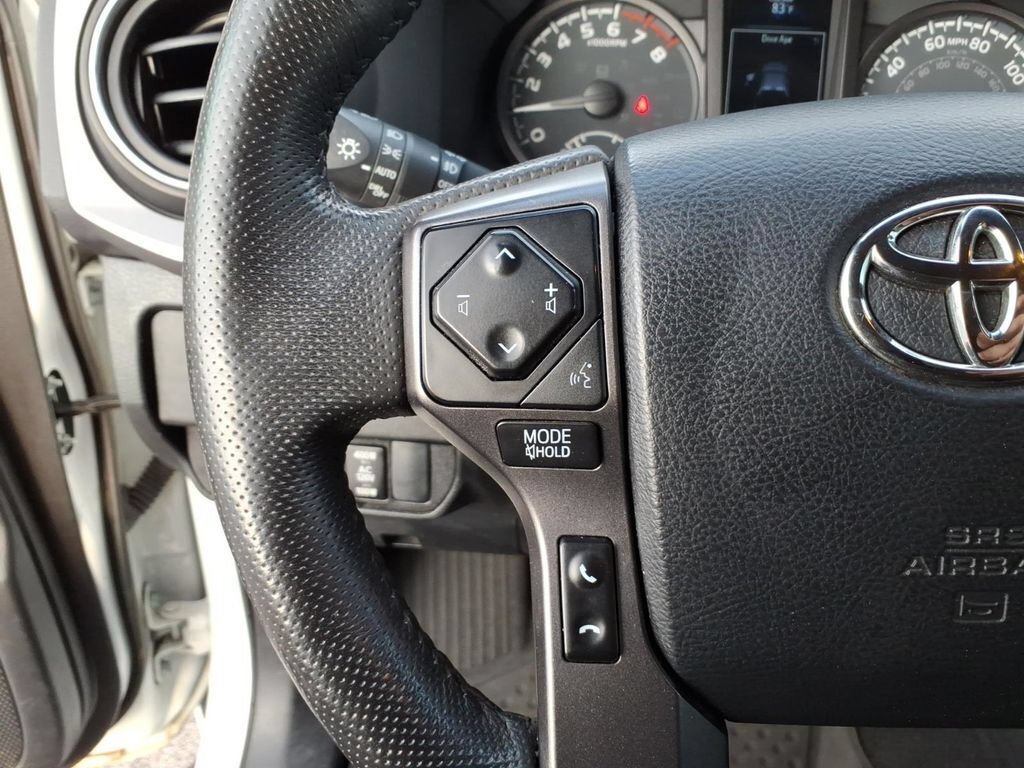 Used 2023 Toyota Tacoma TRD Off-Road AWD/4WD image 25