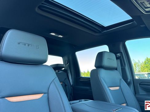 Certified 2026 GMC Sierra 2500 AT4 w/ AT4 Premium Plus Package AWD/4WD image 18
