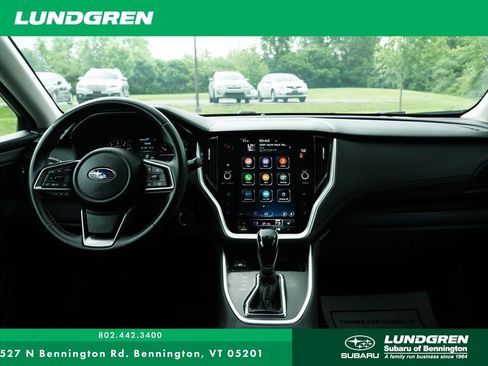 Used 2024 Subaru Outback Premium AWD/4WD image 4