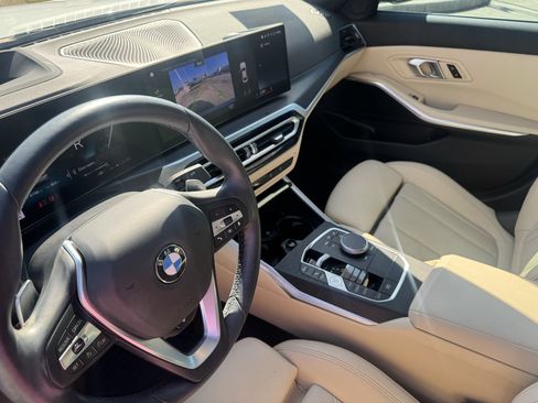 Used 2024 BMW 330i Sedan w/ Premium Package RWD image 18