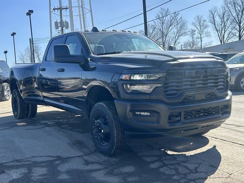 New 2026 RAM 3500 Tradesman image 4