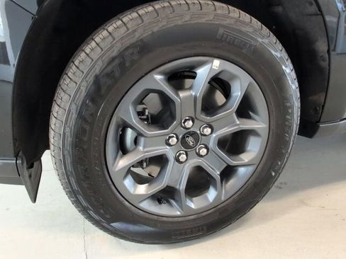 Certified 2025 Ford Maverick XLT w/ XLT Luxury Package AWD/4WD image 8