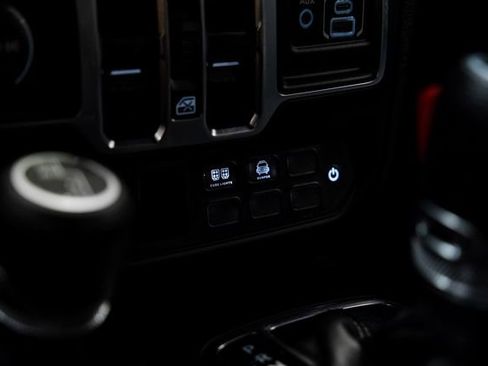 Used 2024 Jeep Wrangler Unlimited Sport AWD/4WD image 70