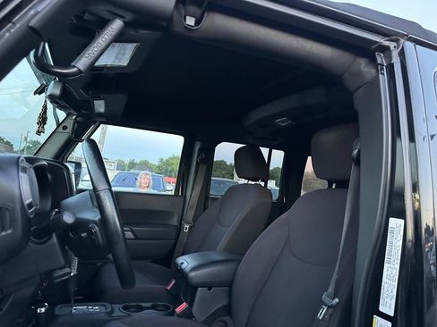 Used 2013 Jeep Wrangler Unlimited Sport AWD/4WD image 17