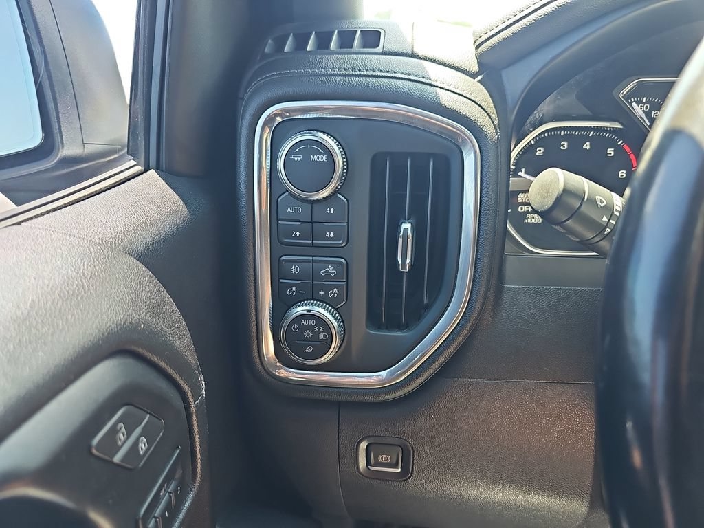 Used 2021 GMC Sierra 1500 SLT w/ SLT Premium Package AWD/4WD image 33