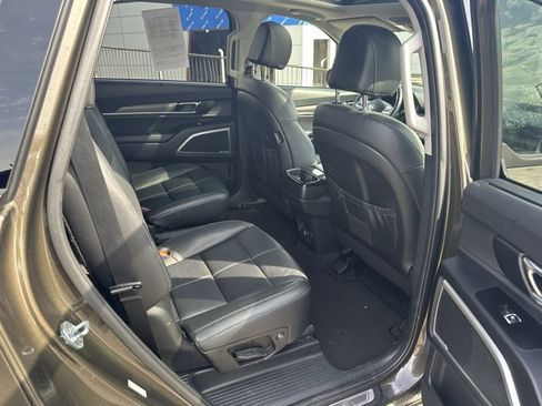 Certified 2021 Kia Telluride EX w/ EX Premium Package image 12