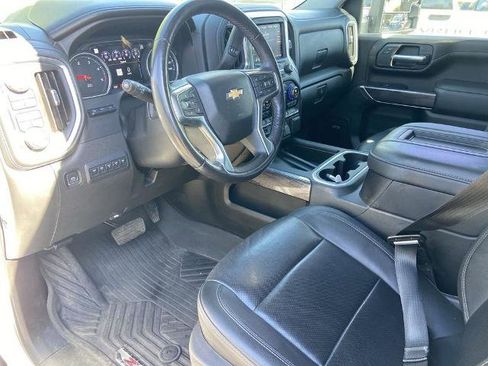 Used 2021 Chevrolet Silverado 2500 LTZ AWD/4WD image 6