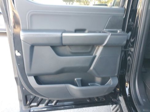 Certified 2022 Ford F150 XLT w/ Equipment Group 302A High image 8