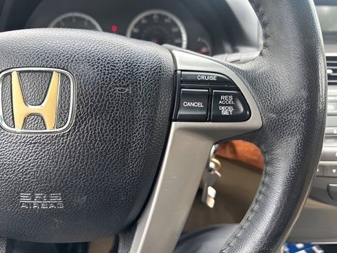 Used 2012 Honda Accord EX-L image 17