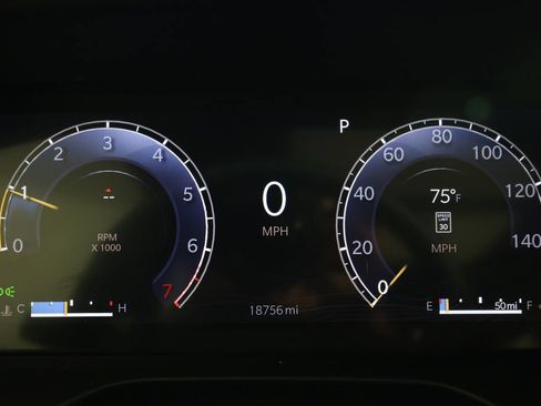 Used 2025 Jeep Grand Cherokee Summit AWD/4WD image 18