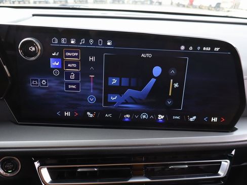 Used 2024 Chevrolet Traverse LS w/ Midnight/Sport Edition image 11